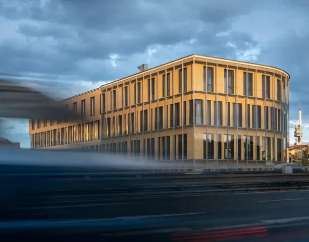 O nás - Pent Clinic